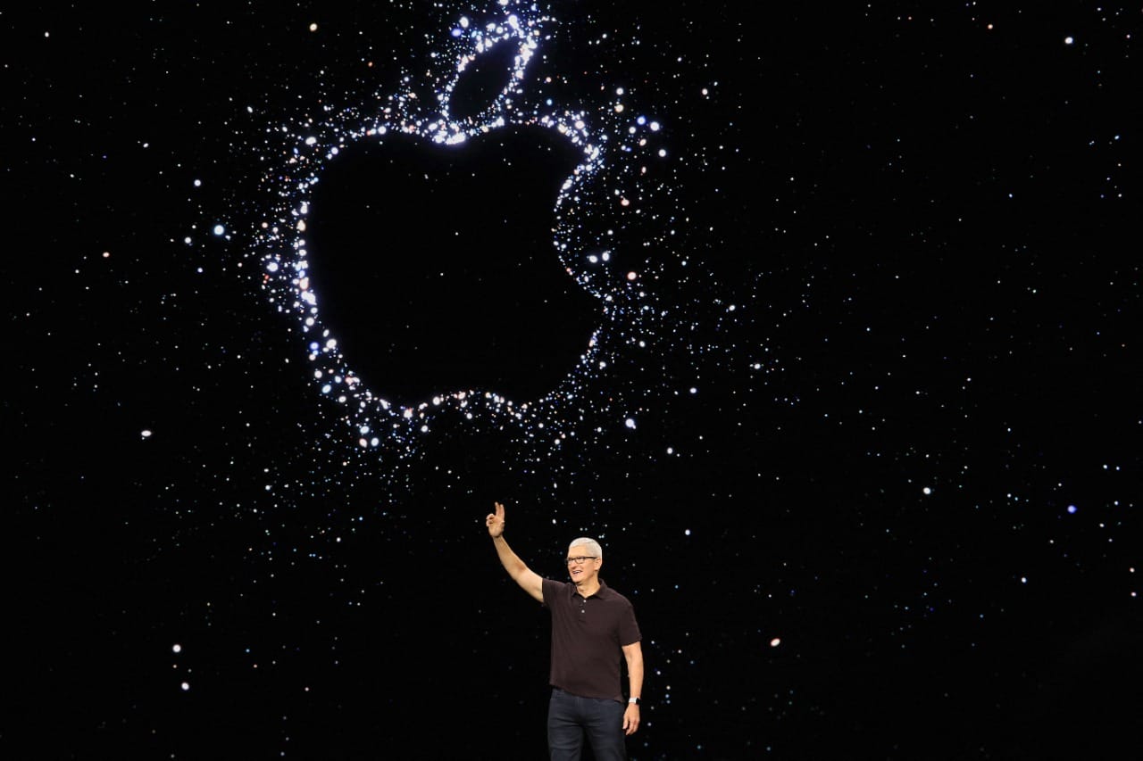 Apple presenta el iPhone 14 con mensajería de emergencia por satélite y detección de choques