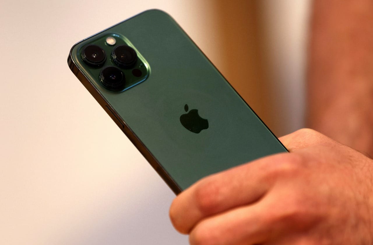 Apple reacciona a prohibición de vender iPhone sin cargador en Brasil