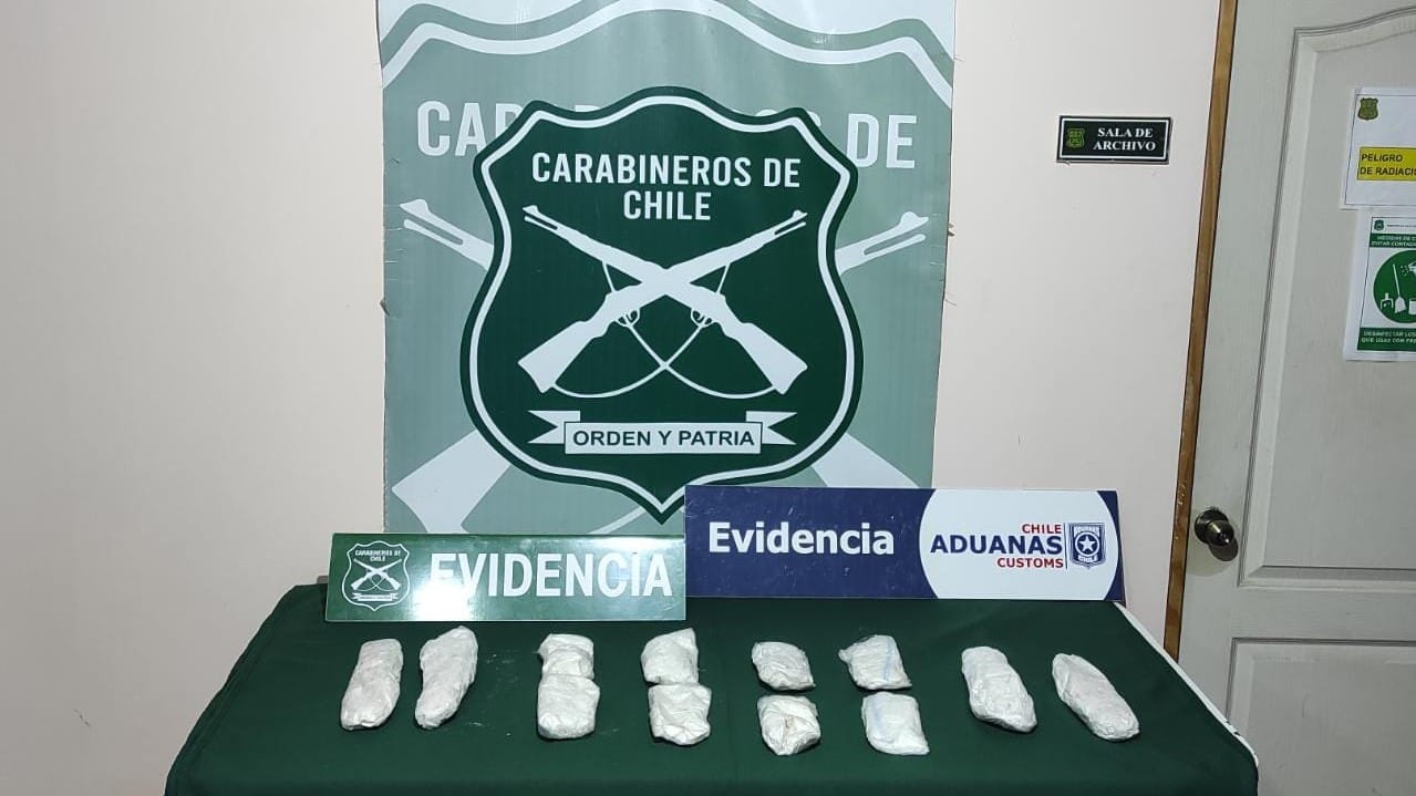 Detienen a cuatro personas que intentaron cruzar la frontera con ketamina en sus zapatillas