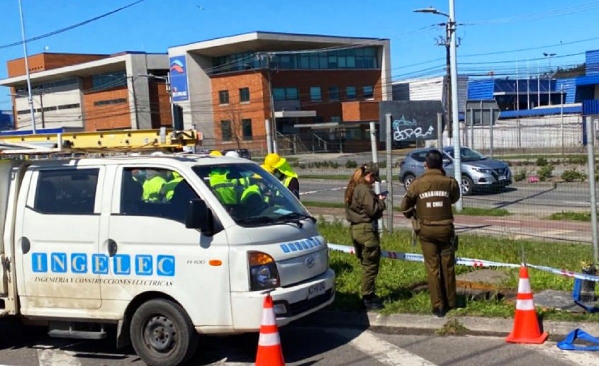 Hombre murió electrocutado al interior de cámara inundada en Talcahuano