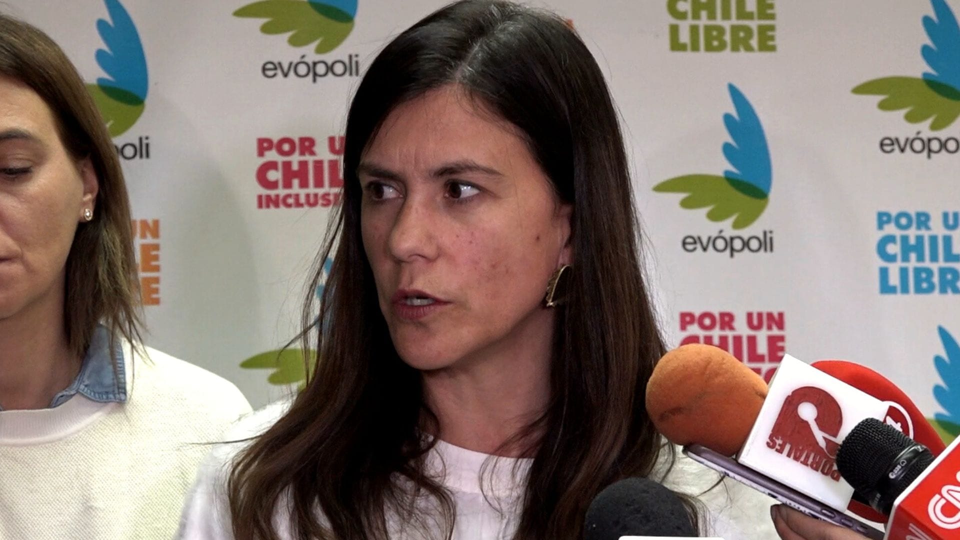 Evópoli se diferencia de RN y llama a elegir nueva convención “sin los errores del proceso anterior”