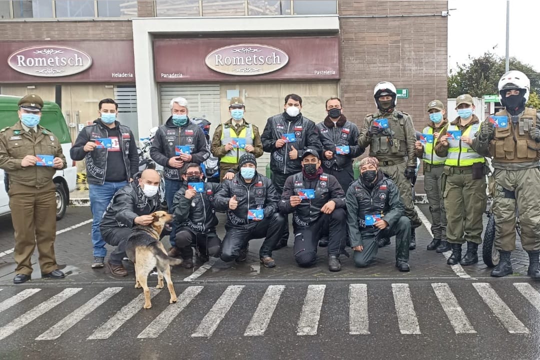 Carabineros y motociclistas realizaron campaña para evitar el uso de hilo curado en San Pedro de la Paz