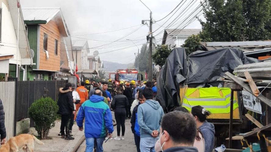Una persona fallecida dejó incendio de vivienda en Concepción