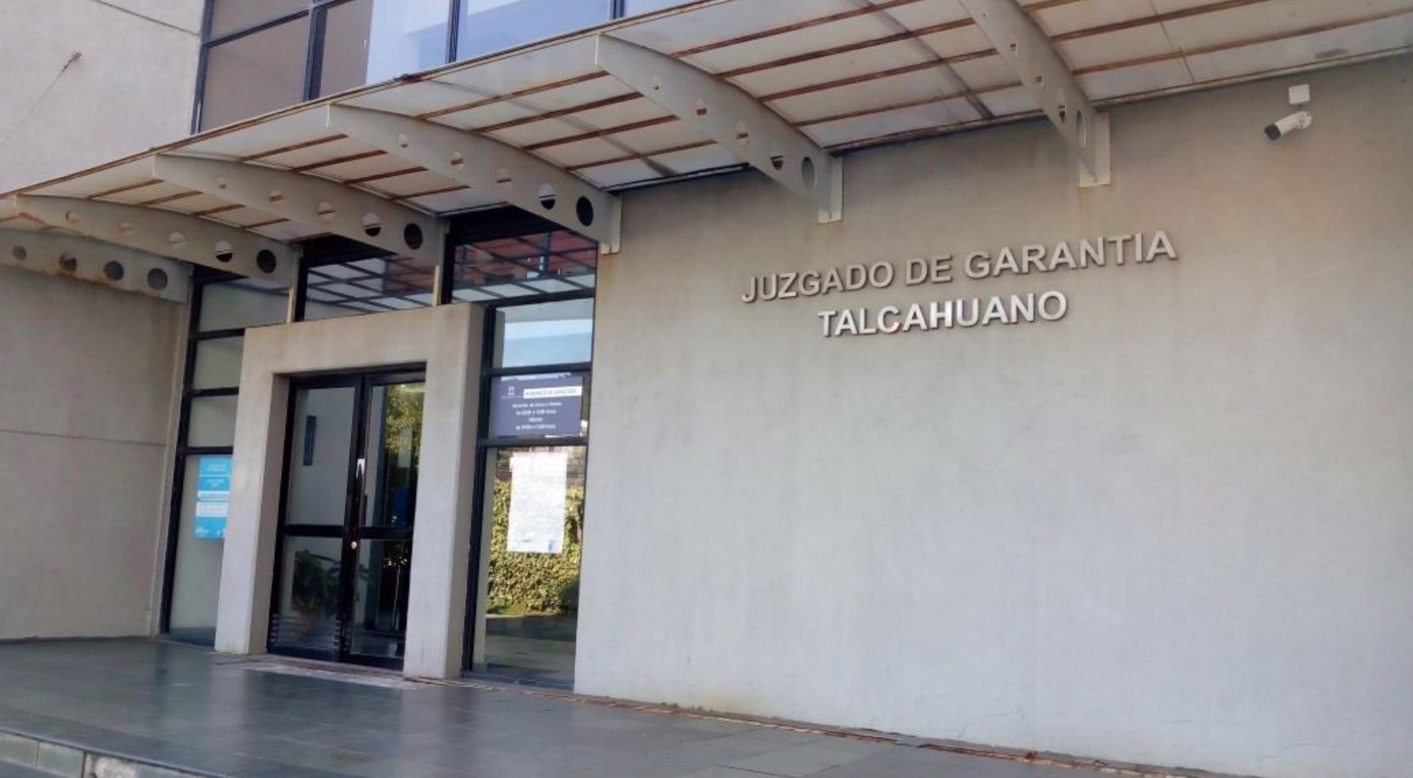 Talcahuano: Decretan prohibición de acercarse a víctima y arraigo nacional a acusado de abuso sexual