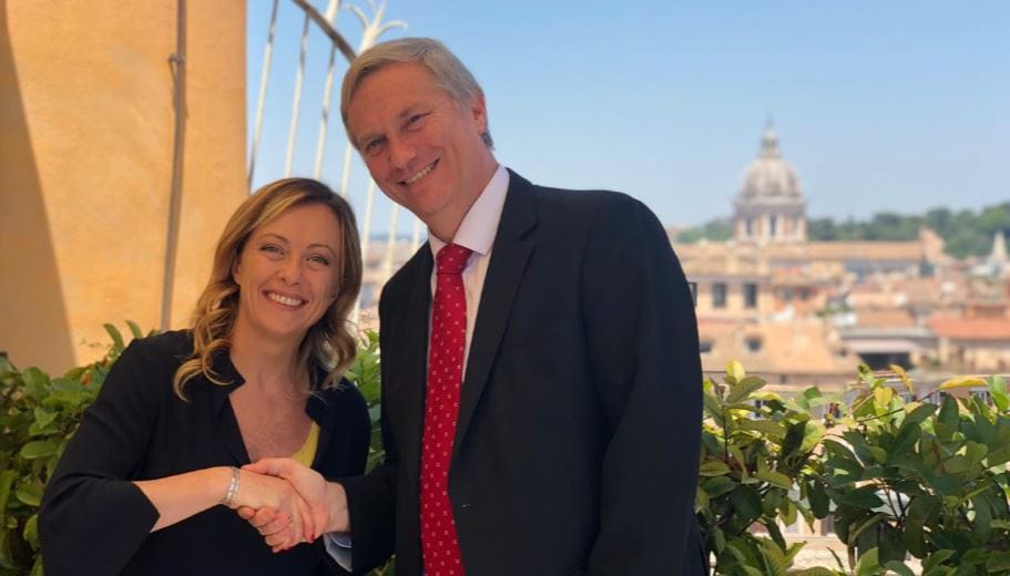 José Antonio Kast felicita a Meloni tras triunfo de extrema derecha en elecciones generales de Italia