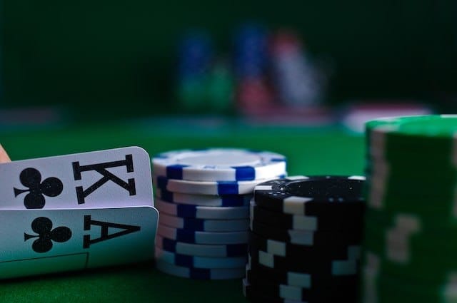 ¿Sabes qué son los Live Dealers en los Casinos Online?