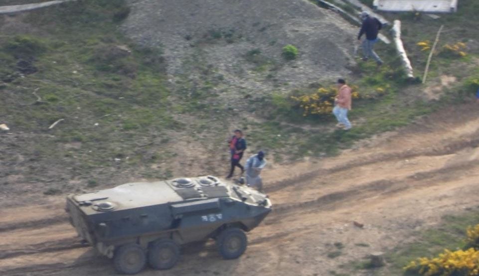 Carabineros y civiles resultan heridos tras enfrentamientos por robo de madera en Arauco