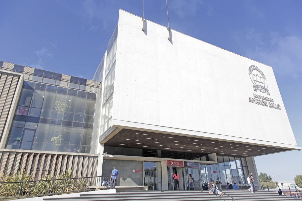 “No te lo heches”: El sistema que usaron estudiantes UNAB para rendir exámenes fraudulentamente