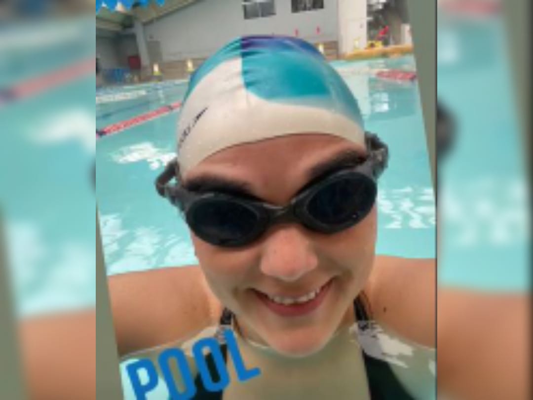 Izkia regresa a su vida fuera de la política: Disfruta salsoteca, piscina y busca sala cuna