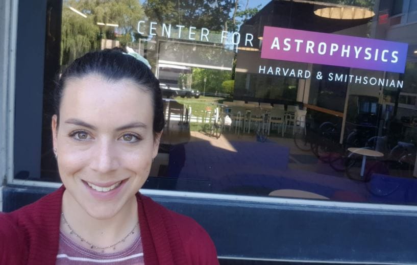 Científica de la UdeC busca sitios para instalar telescopios y poder ver agujeros negros