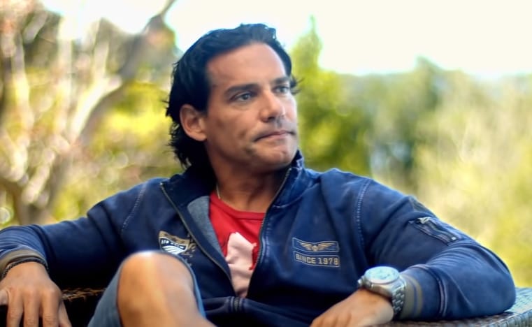 Nuevo drama para Cristián de la Fuente tras serle infiel a Angélica Castro: Recibió un “sobre azul”