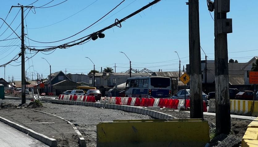 Temor y preocupación vecinal por Eje Colón en Talcahuano: “Vemos que las obras están paradas”