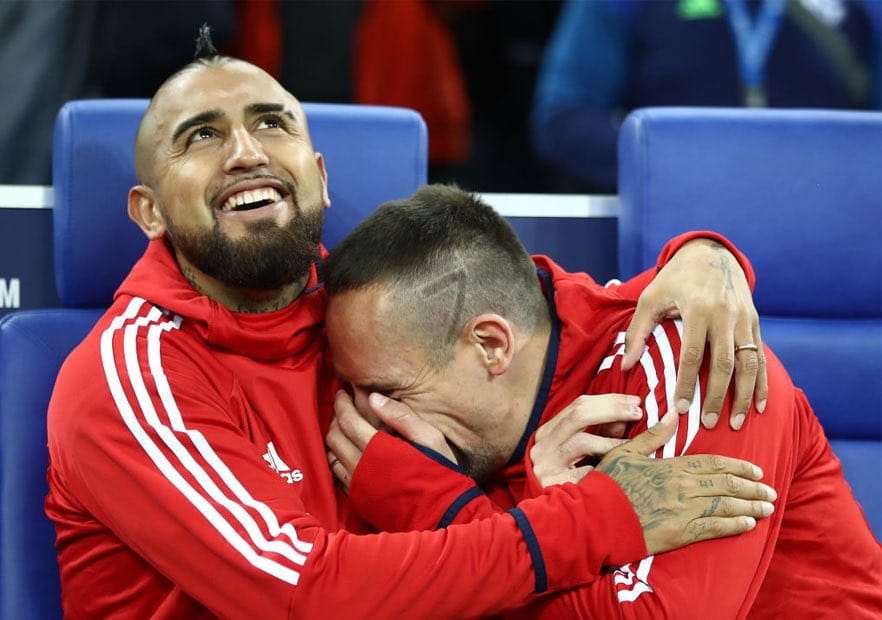 El mensaje de Arturo Vidal a Frank Ribery tras su triste noticia