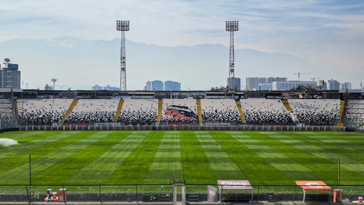 Autoridades suspenden partido entre Colo Colo y la UC en el Estadio Monumental