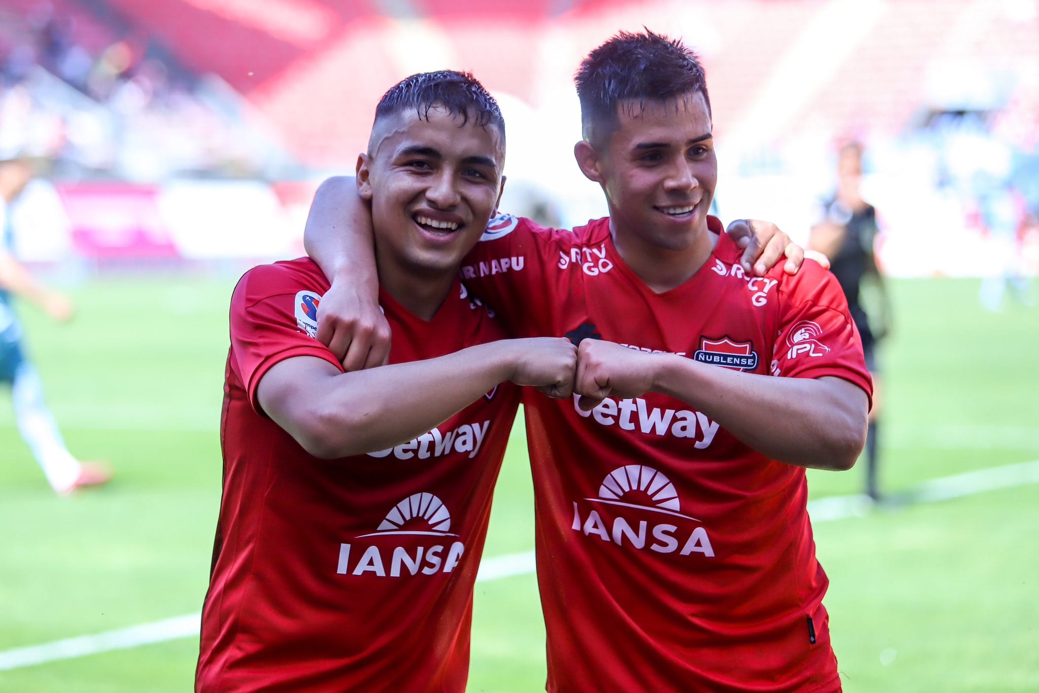 Deportivo Ñublense vence a Curicó Unido y asegura su clasificación a Copa Libertadores