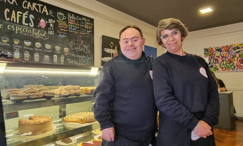 La historia de Cafetería 440 en Concepción: Lleva 3 años incentivando la inclusión entre penquistas