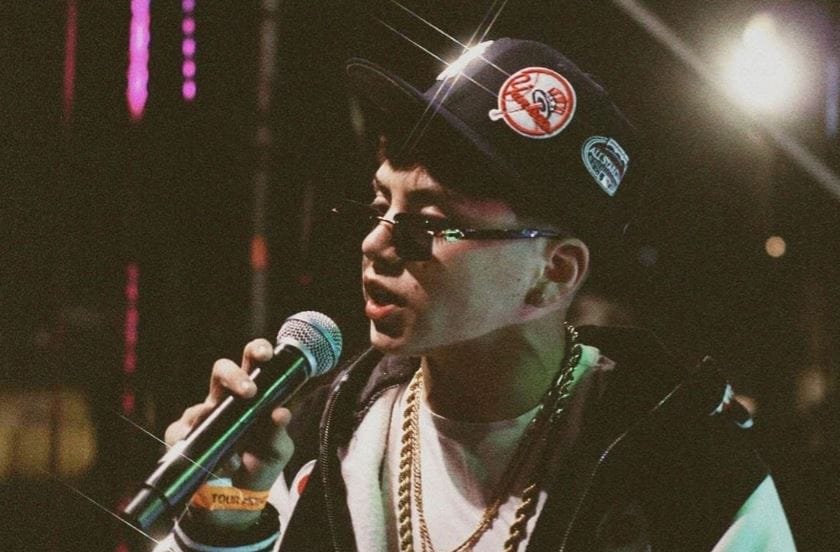 Cantante urbano “NashoFlight” quedó en riesgo vital tras ser baleado en una pizzería de Coronel