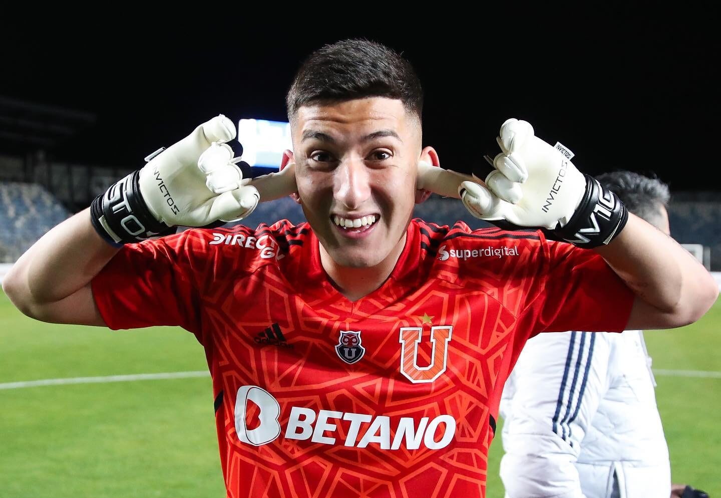 Universidad de Chile con Martín Parra se cobraron una dulce revancha ante la UC en Copa Chile