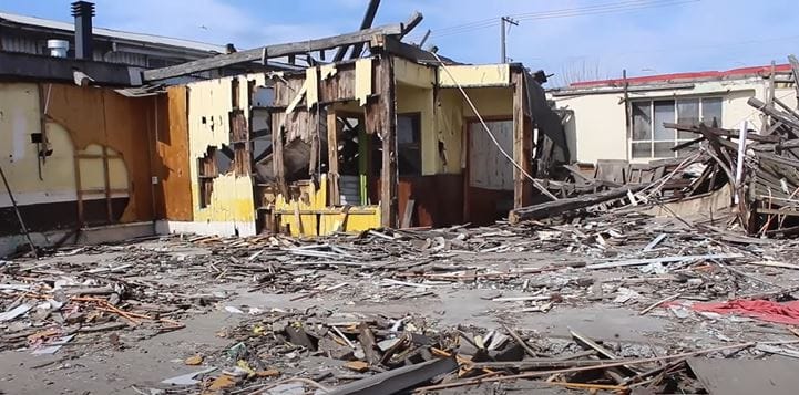Niños llevan tres años esperando volver a escuela destruida por una tromba marina en Talcahuano