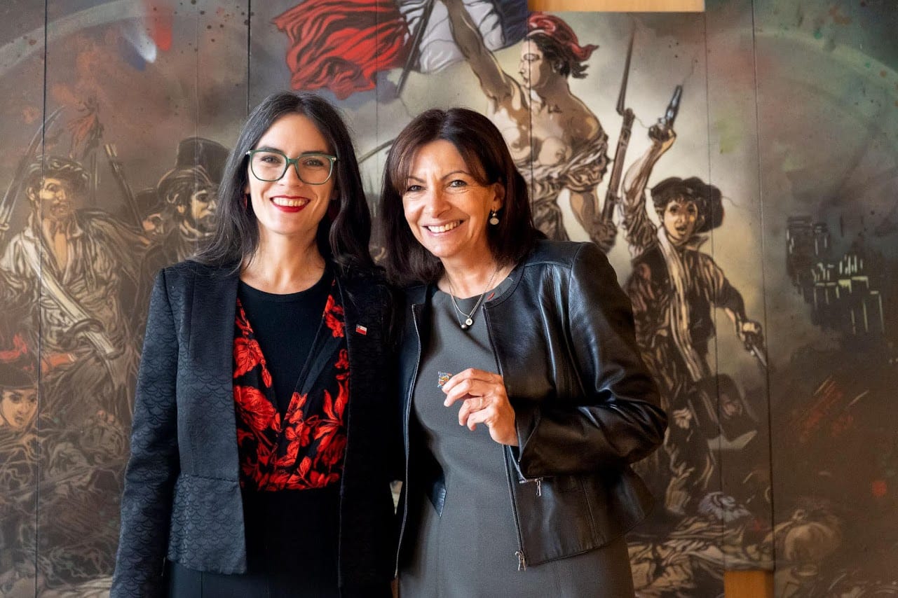 Ministra Vallejo inicia agenda contra desinformación y fortalecimiento de las democracias en Francia