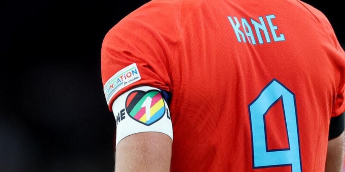 FIFA amenazó con amonestar: Capitanes desisten en usar brazaletes con “OneLove” en el Mundial