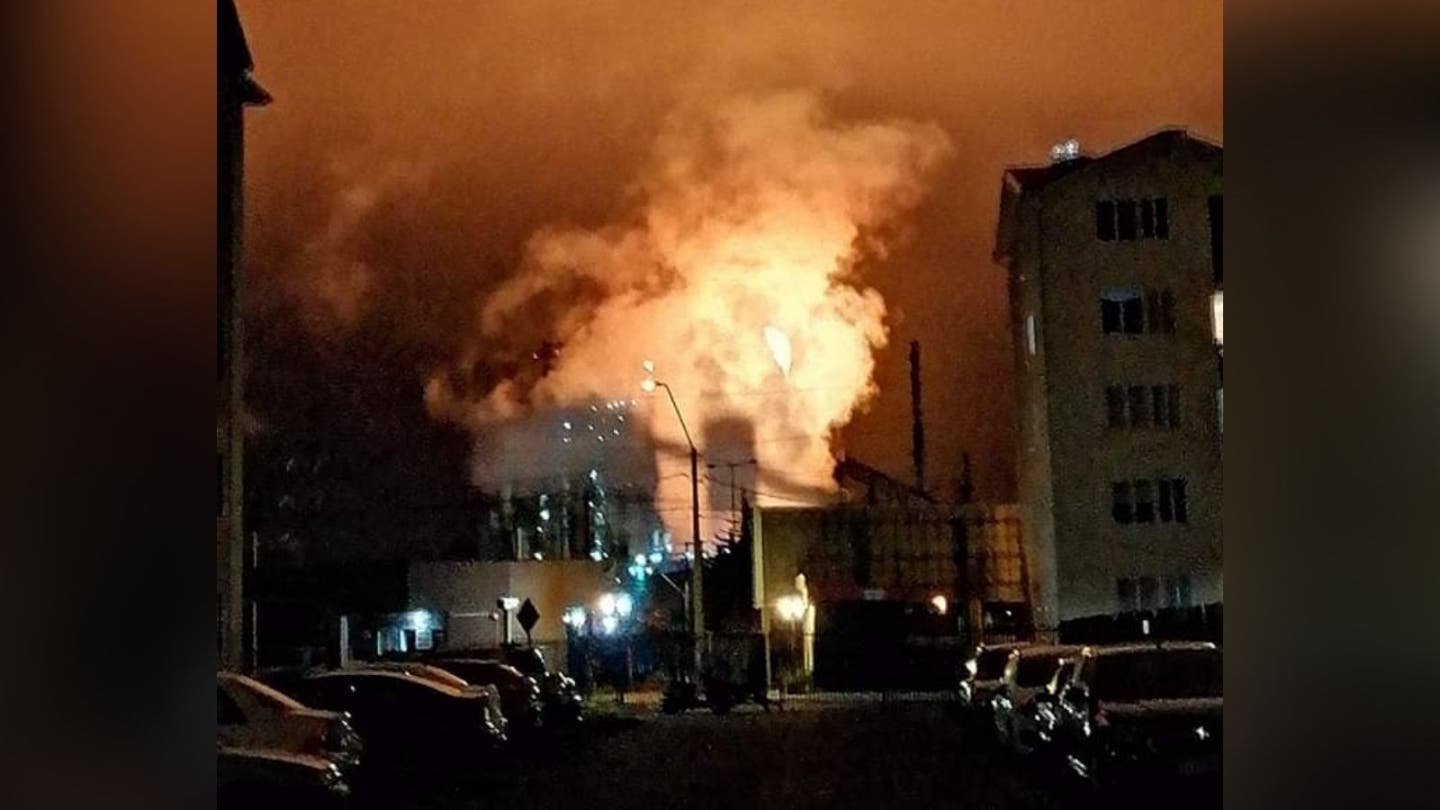 Inquietud en Hualpén ante nuevo episodio de antorcha de Enap emitiendo alta flama