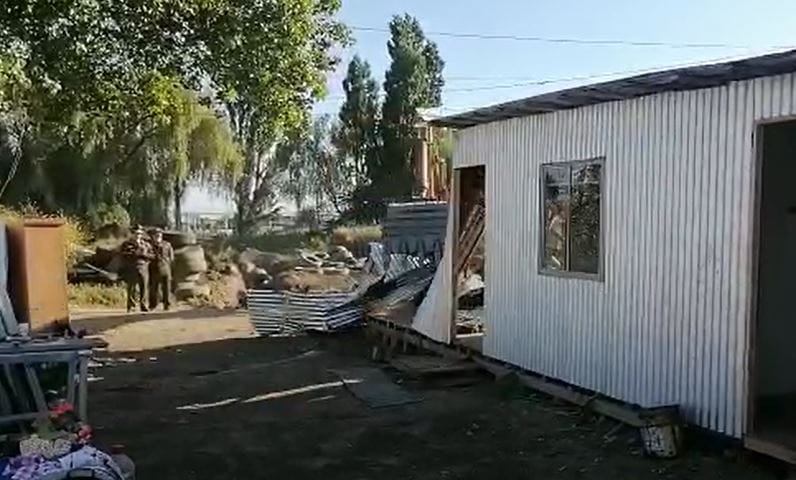 Desalojan a familia que habitaba terreno de Hualpén en donde construirán viviendas sociales