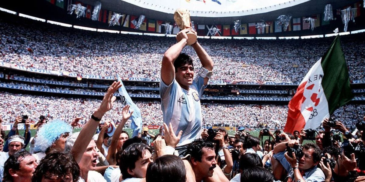 A dos años de la muerte del “10”: Excampeones del mundo recuerdan a Diego Maradona