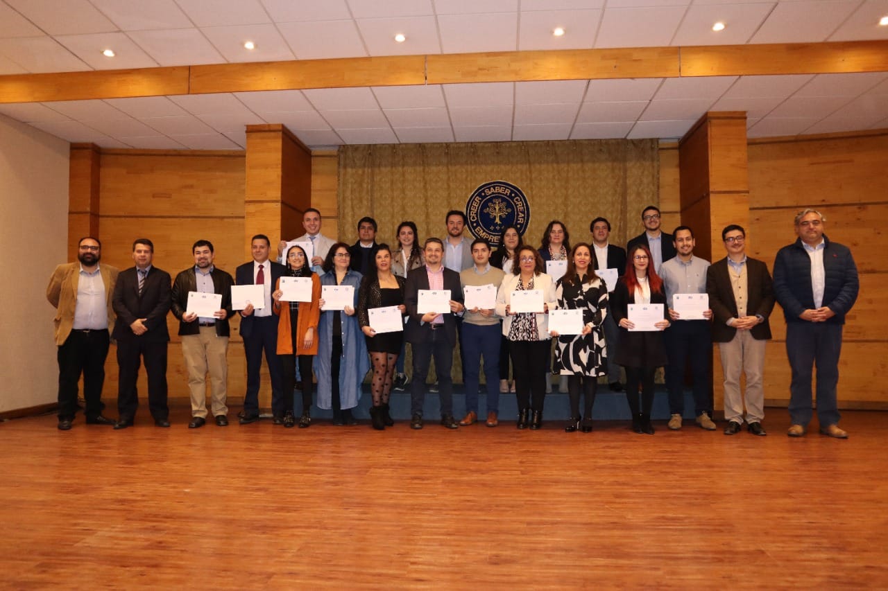 38 profesionales egresaron del diplomado de OBI USS