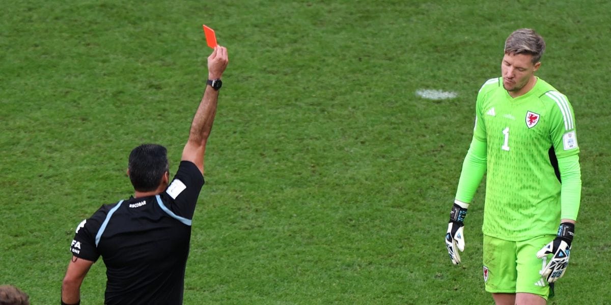 Portero de Gales fue el primer expulsado de la Copa Mundial