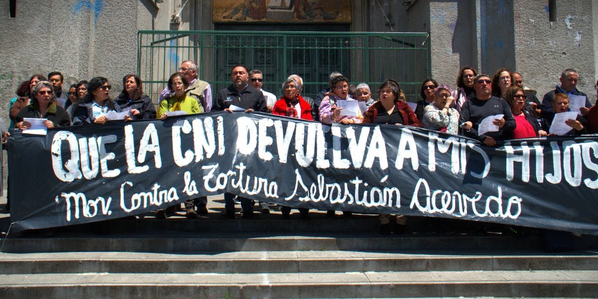 Conmemoran 39 años de la inmolación de Sebastián Acevedo en Concepción