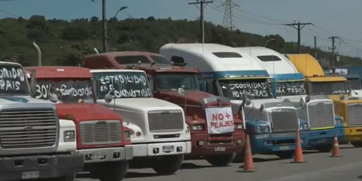 Camioneros de Asociaciones Gremiales de Concepción se unieron al paro nacional