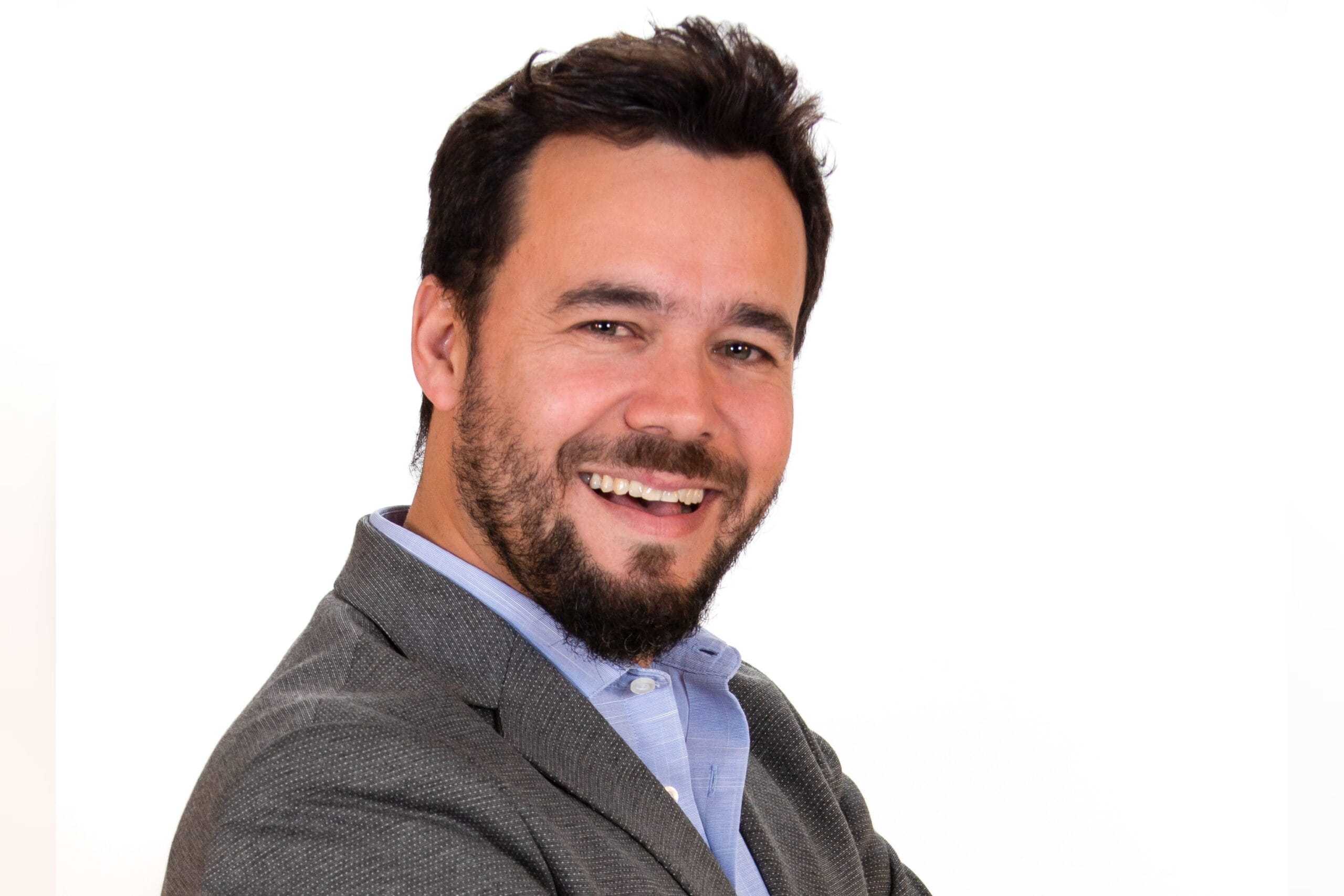 “Somos un programa capaz de conectar con la emoción”: Eduardo de la Iglesia analizó el regreso de “Hola Chile”