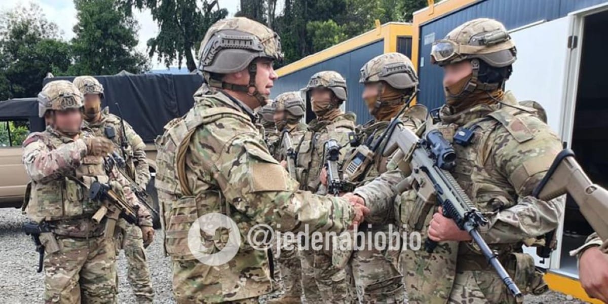 Explican por qué la Armada publica fotos de marinos en Arauco pero con rostros difuminados