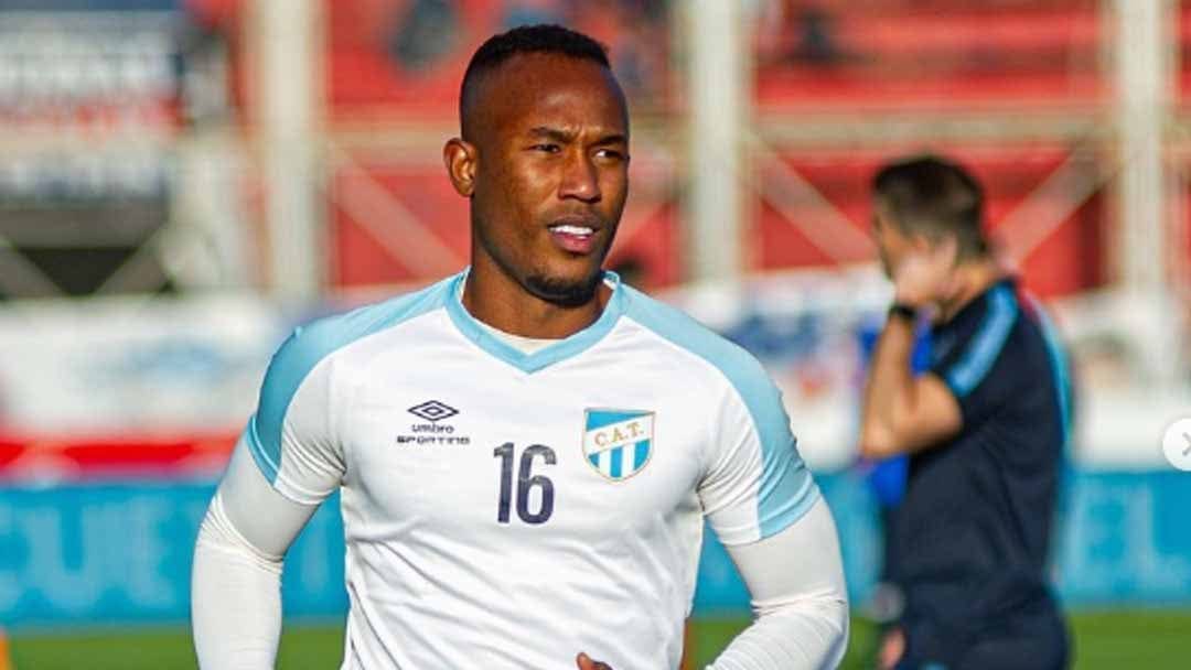 Fallece un jugador del fútbol argentino: Andrés Balanta se desplomó en pleno entrenamiento