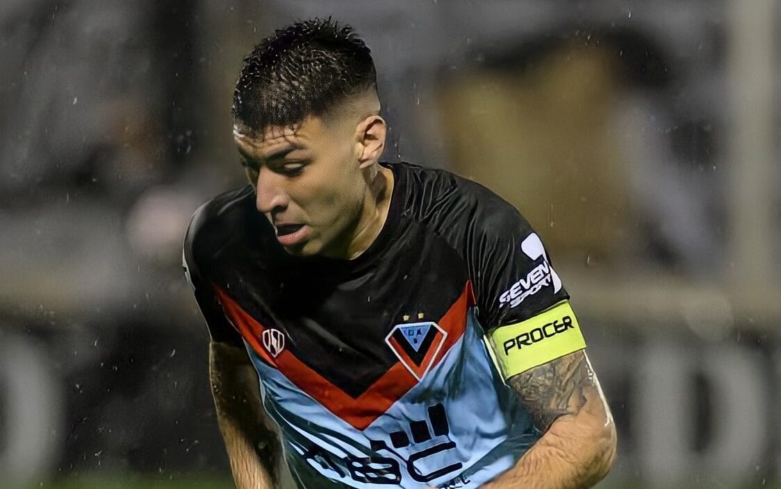 Mateo Acosta buscará repetir lo de dos goleadores del fútbol chileno junto a Huachipato
