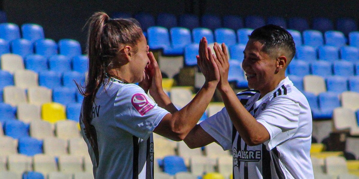 Fernández Vial Femenino está entre los cuatro mejores equipos de Chile