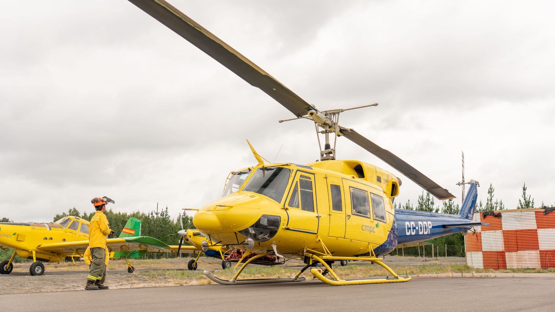 CMPC mostró el equipamiento para combatir incendios forestales en la temporada 2022-2023