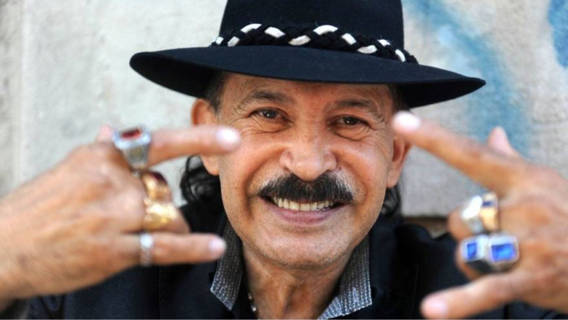 El “maestro” está de vuelta: Antonio Ríos lanza  álbum que contiene 15 canciones inéditas