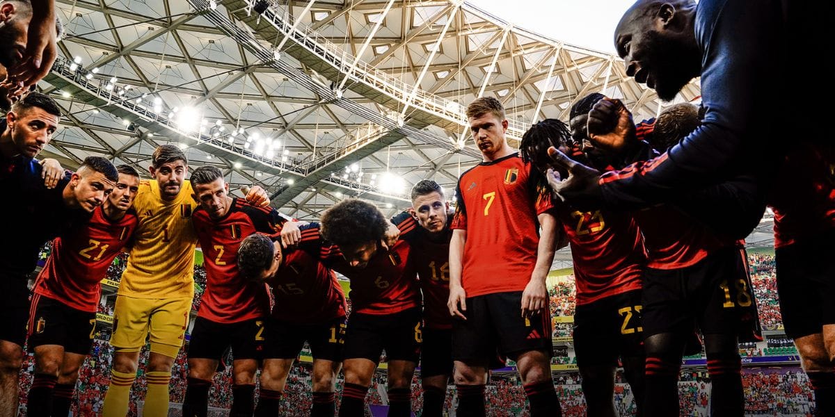 Tres equipos disputan el pase a octavos en el Grupo F