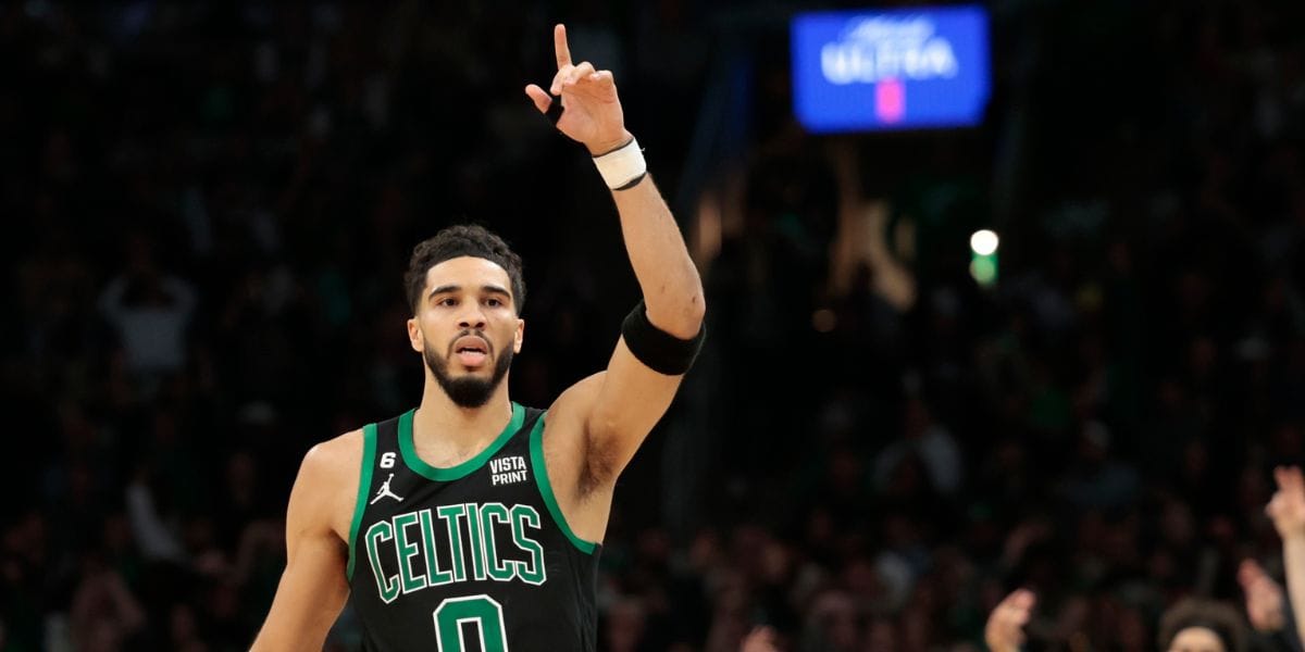 Warriors ante Celtics: El plato fuerte de la jornada NBA