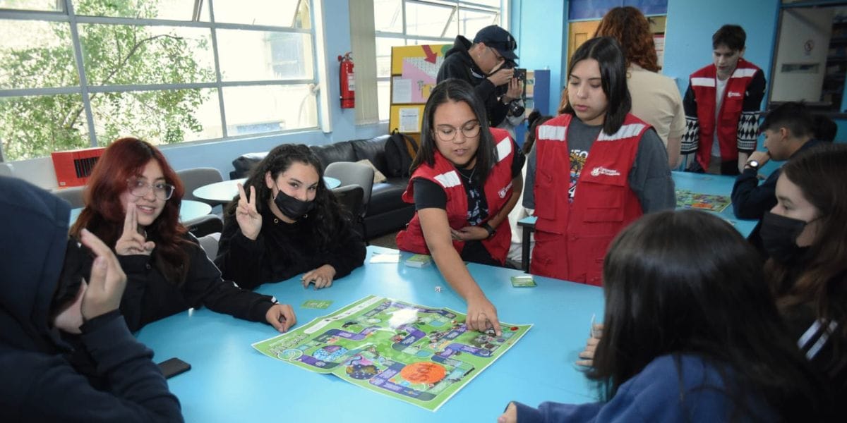 Lanzan juego de mesa para aprender sobre el rol del hidrógeno verde y descarbonización del medio ambiente