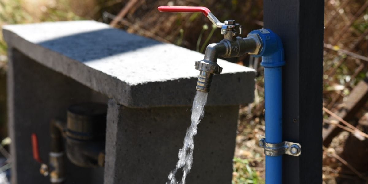 Entregan solución definitiva en abastecimiento de agua a 12 familias de Santa Juana