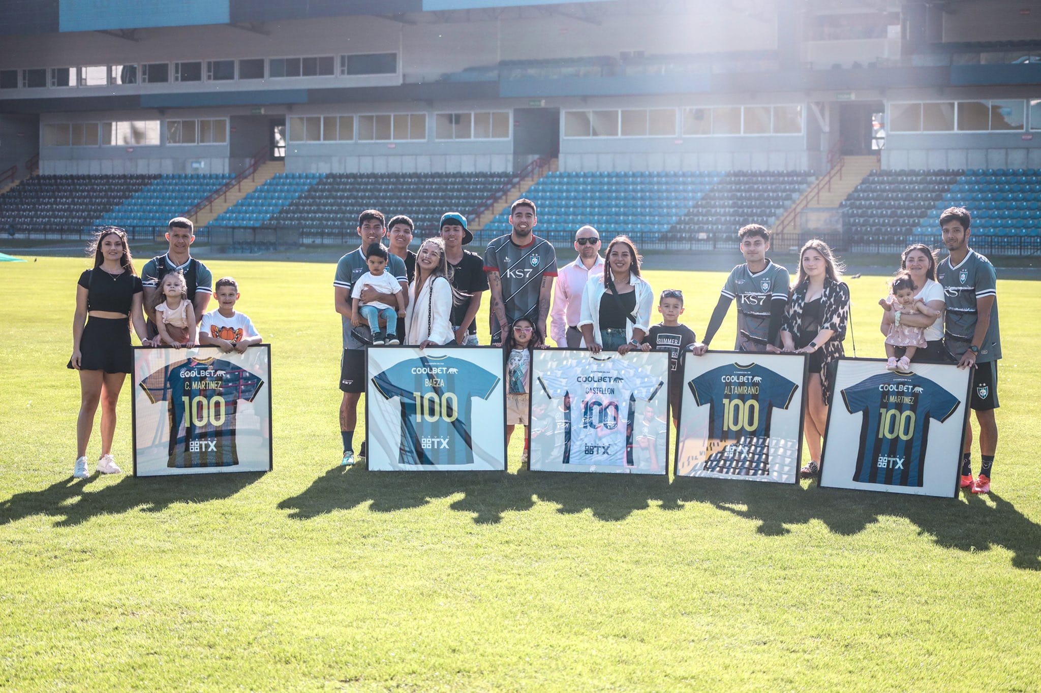 Huachipato reconoce el talento de varias de sus figuras que lograron histórica marca
