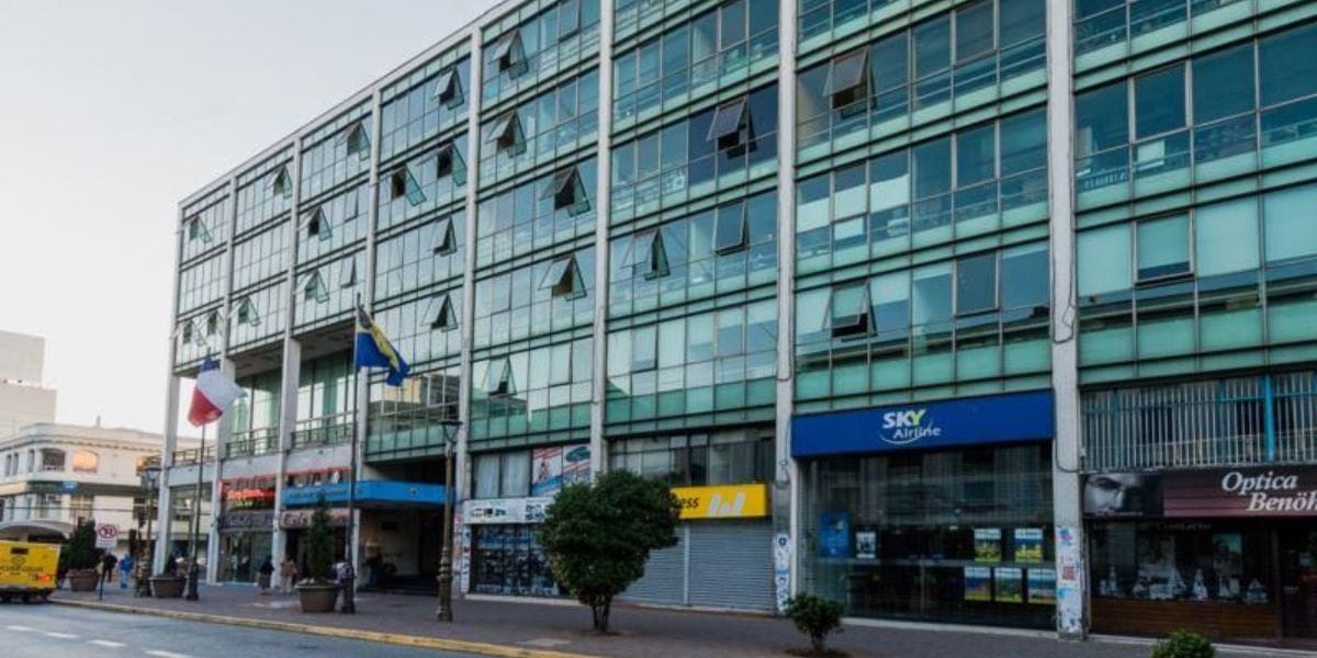 Denuncian brutal agresión a funcionario del departamento de tránsito en la Municipalidad de Concepción