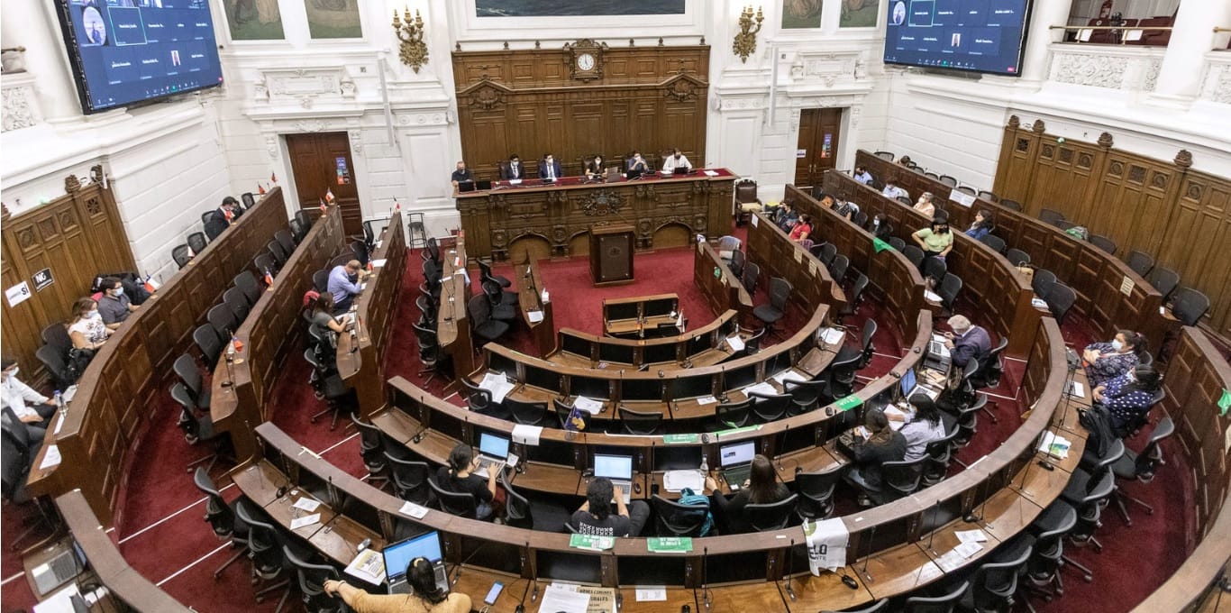 Proceso constituyente: Chile Vamos propone 50 expertos elegidos por el Congreso y 50 personas electas