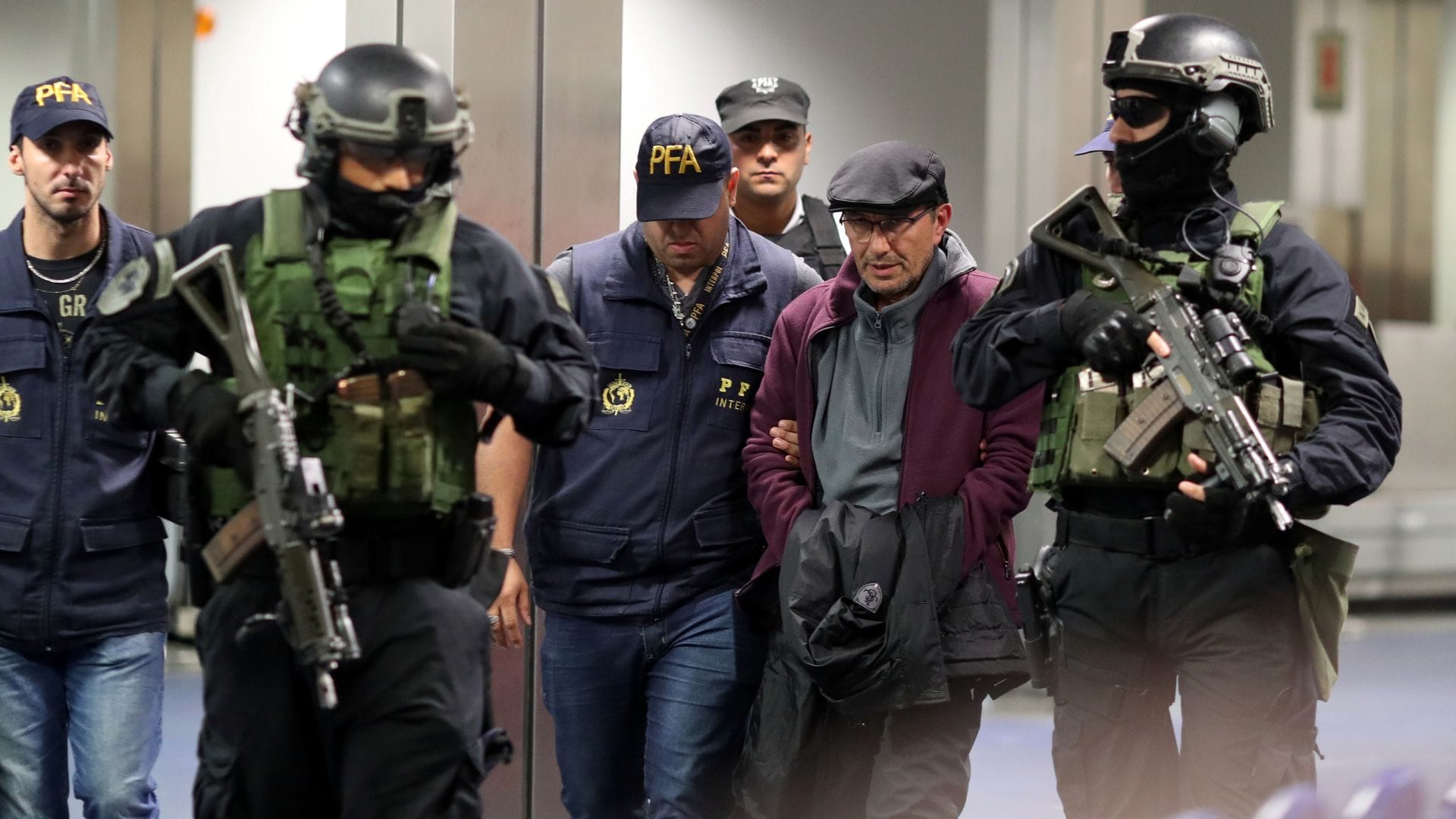Sentencian a 15 años de prisión a expolicía por delitos de lesa humanidad durante dictadura argentina