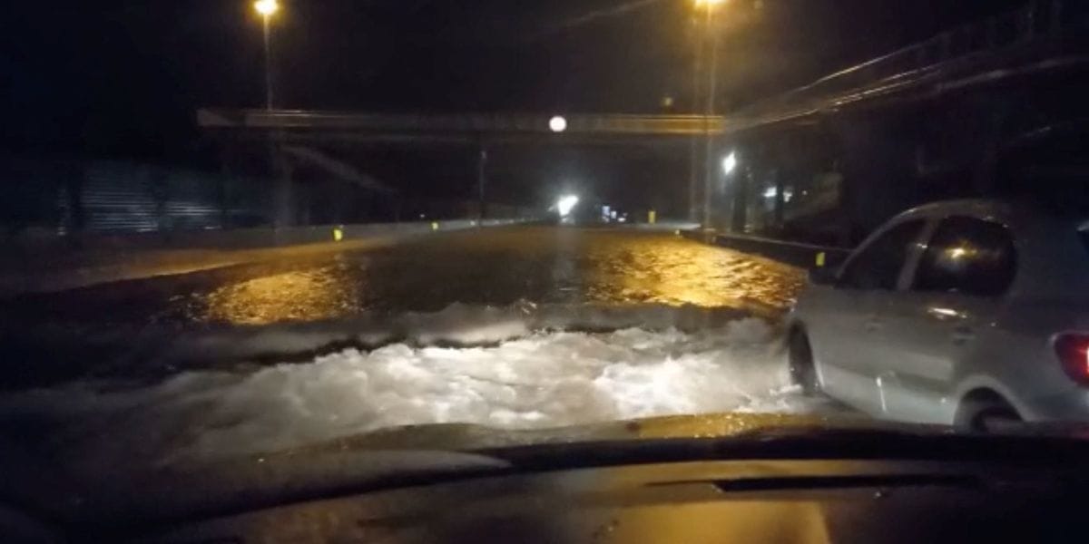 Fuertes lluvias causaron graves inundaciones en Brasil: Evacúan a cientos de familias atrapadas