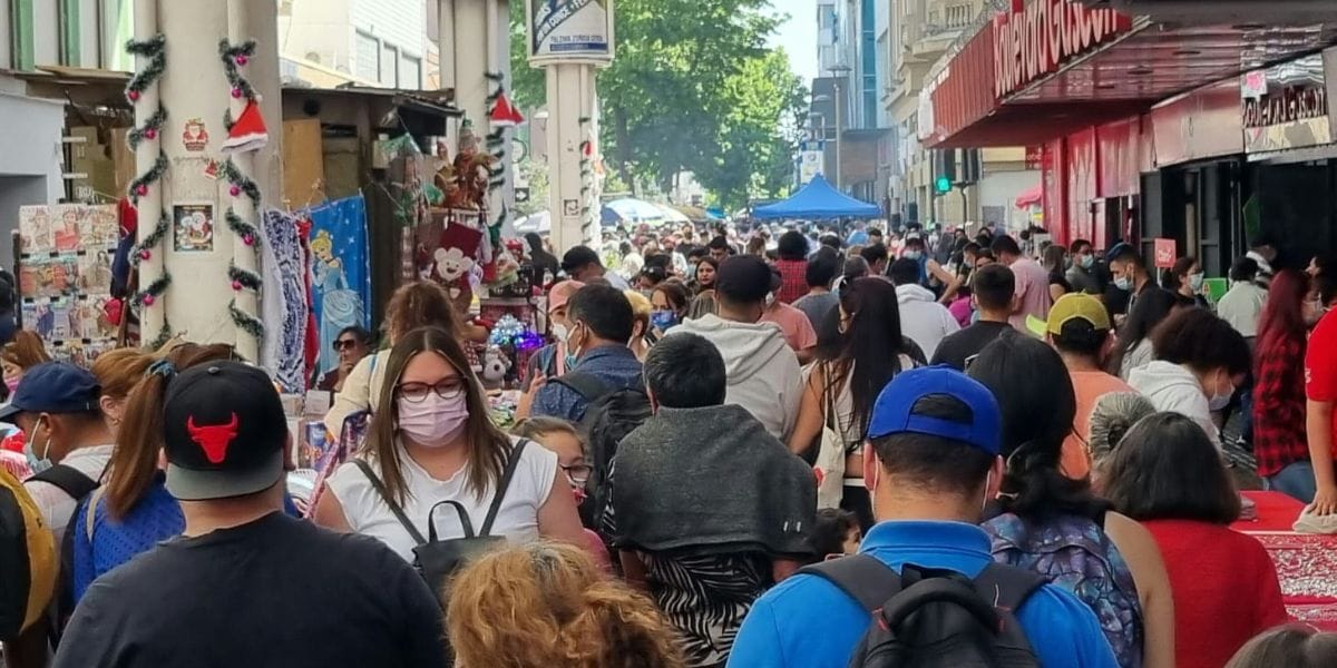 Ventas navideñas Concepción: Hasta las 20 horas atiende el Comercio del centro penquista