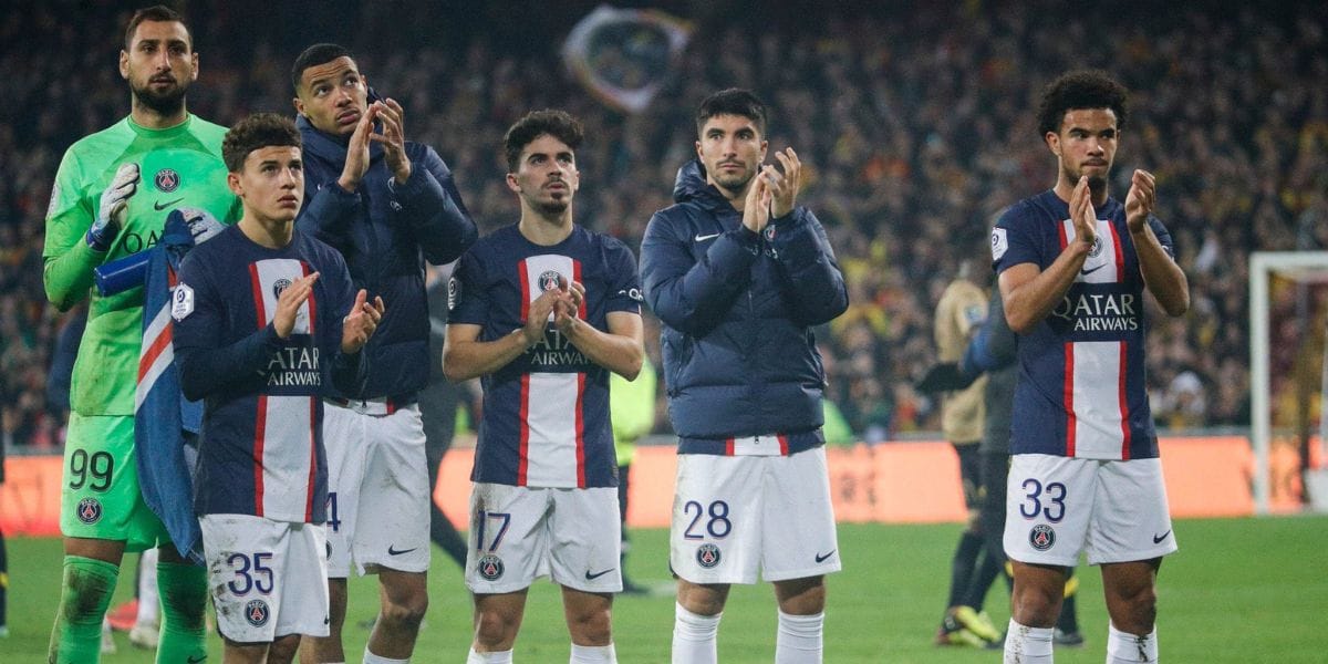 Sin Messi ni Neymar: PSG pierde ante el Lens